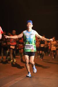 BIB: 40411
                            <button type="button" onclick="openModal(7608132)" class="btn btn-primary btn-sm float-right btn-popup" data-toggle="modal" data-target=".modal-high-quality">
                        <i class="fas fa-shopping-cart"></i> Add to Cart
                    </button>
                                            <button type="button" onclick="isThisMe(7608132, true)" class="btn btn-success btn-sm float-right btn-popup btn-isme hidden" data-toggle="tooltip" data-placement="bottom" title="นี่คือรูปของคุณใช่ไหม คลิกที่นี่เพื่อเอาเข้าอัลบั้ม">
                        <i class="fas fa-plus"></i> Add to album
                    </button>
                    <button type="button" onclick="isThisMe(7608132, false)" class="btn btn-warning btn-sm float-right btn-popup btn-isnotme hidden">
                        <i class="fas fa-ban"></i> Remove from album
                    </button>